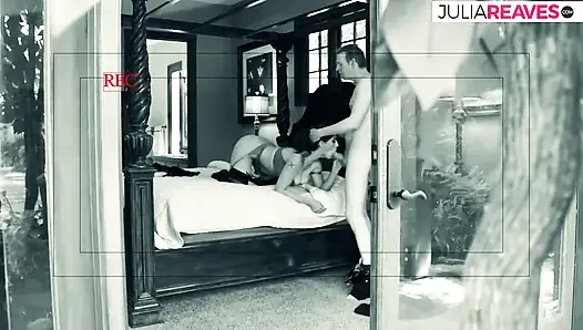 Seksi kız canavar bir yarağa binerken inliyor