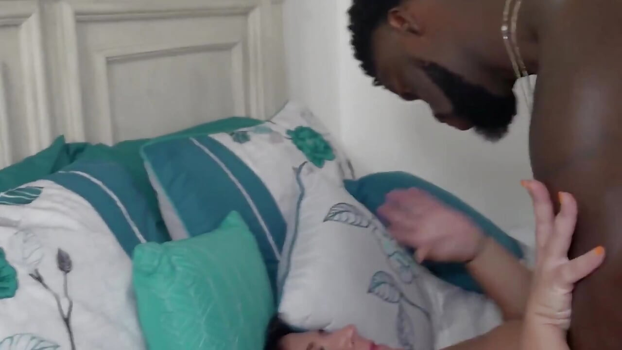 Mature MILF Rides Massive BBC in Steamy Hardcore Action