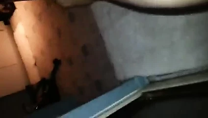 Şişman travesti boşalıyor