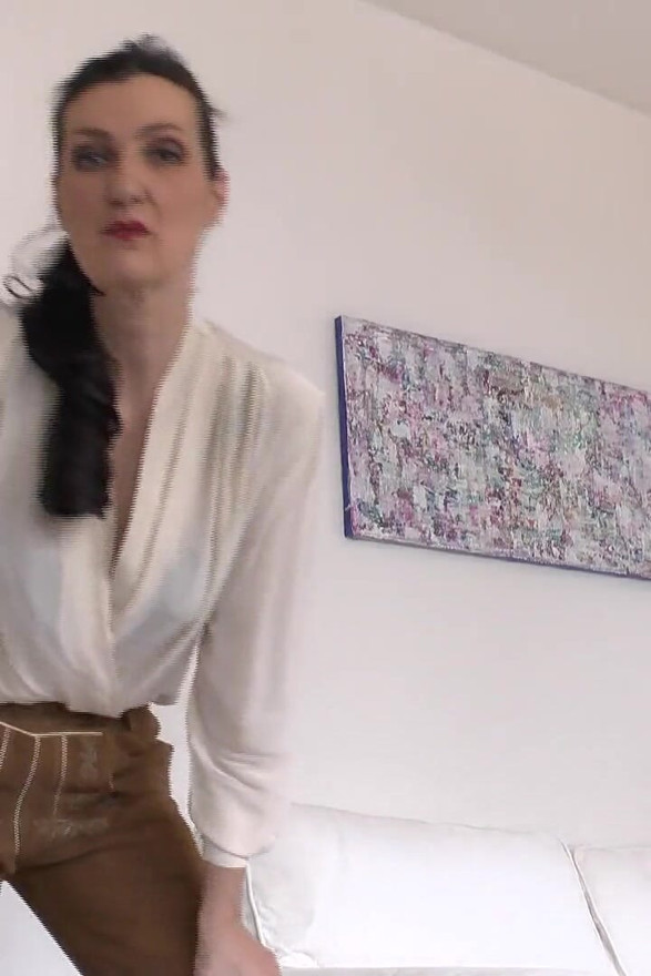 Bavarian Lederhosen: Be My Ass-sniffer and Cum, Lady Victoria Valente