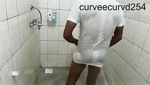 Мы получили мокрый тверк, отсосали и трахнули: романтика в ванной