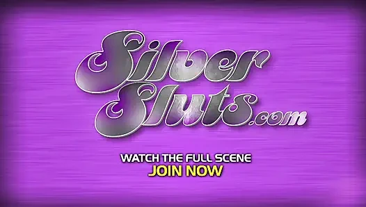 Таня Вираго приносит свои большие сиськи, тугую киску и