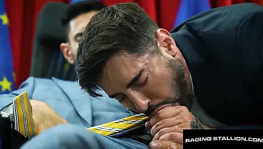 Azgın aygır - ofis saatleri bitti - nico zetta ve lazzarato büyük yarak eylemi