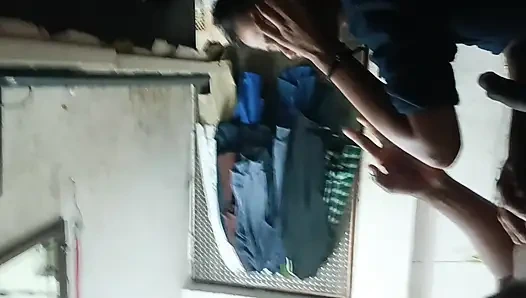 College-Mädchen eingeölt und ihr Hintern