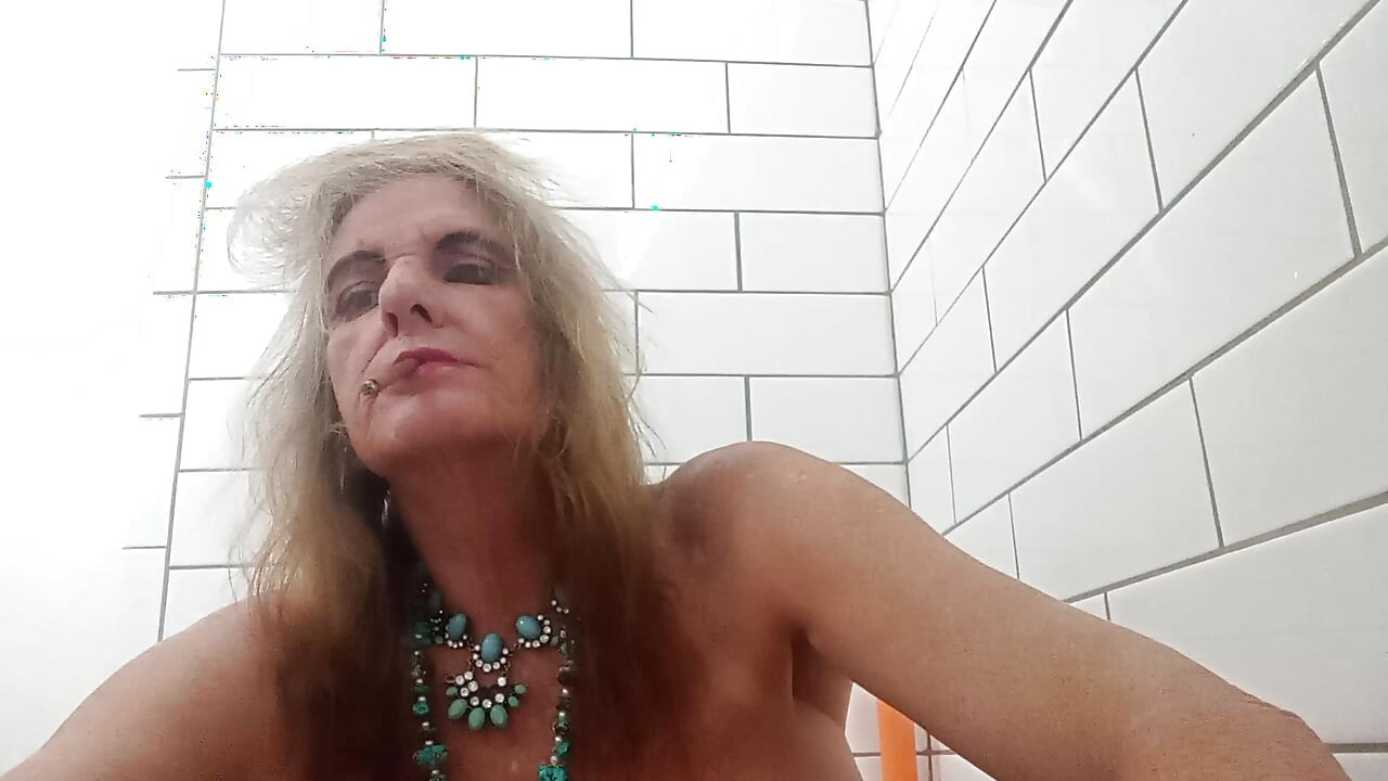 Lizzy yum sd şubat 2026 sonrası transeksüel dildoyla mastürbasyon yapıyor seks oyuncağı amcık seks bebeği #189