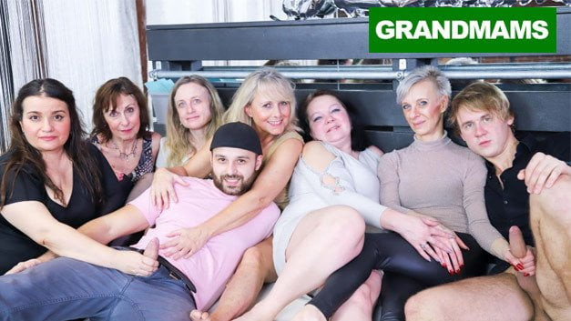 Une orgie de mamie démente rendra ta bite bien dure!