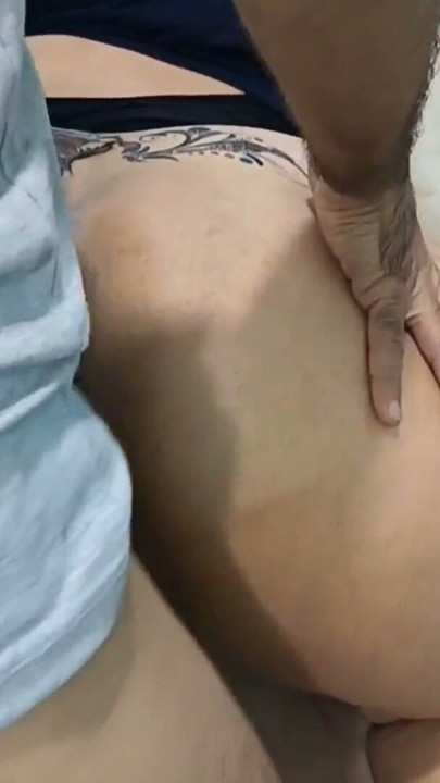 Curva a încetat să mai asculte sexul. Vezi ce-a făcut cu pizda ei. Sex arab egiptean cu o voce clară | Clip 1