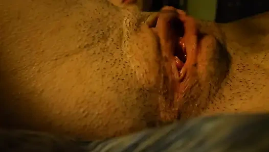 Шлепанье киски