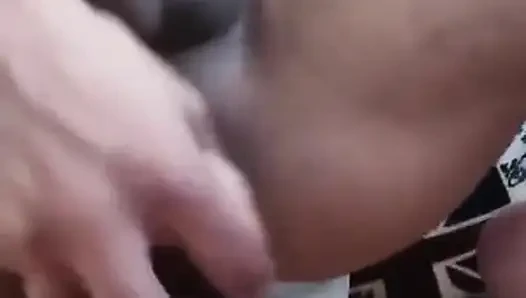 Çok sikişiyor ateşli anal orgazm suyu götü