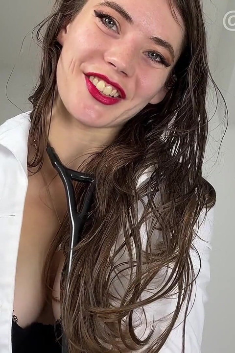 Madrasta envia você para um fim de semana de exames
