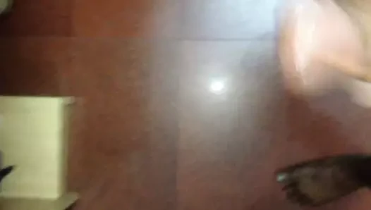 Hint koyu cholatey badem yağı lubed penis