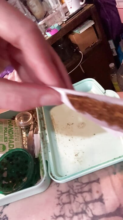 Sexy squirter with beautiful boobs stops to smoke mid wank after her orgasm goes AWOL