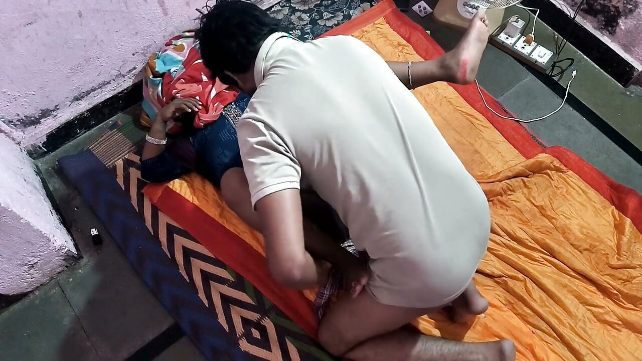 Cea Mai Sexy Indiancă Desi Bhabi Proaspăt Căsătorită Se Fute Cu Fratele Vitreg Mai Tânăr Al soțului Ei În Poziția Capră