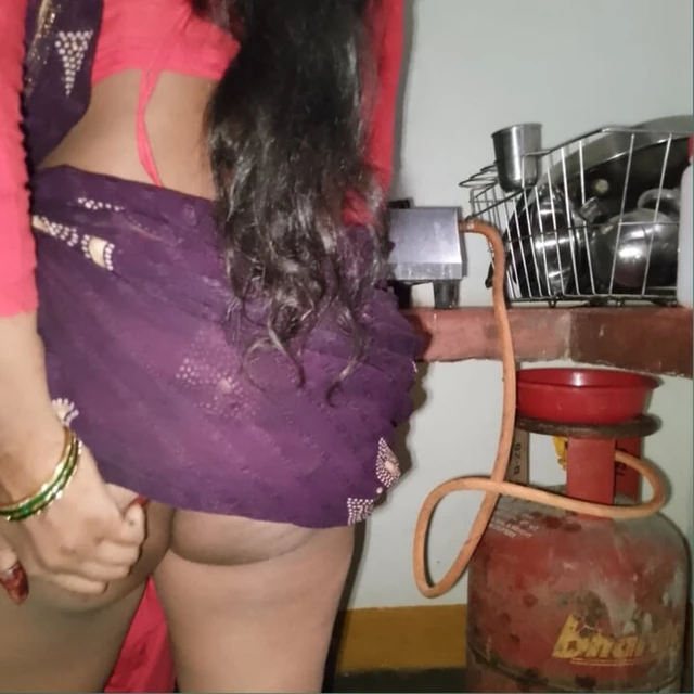 Part 1, I Fuck Big In Kichen Room When She is Cooking Best Maggie