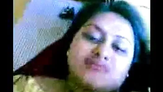 Indian desi wife cheating husband fucks husband