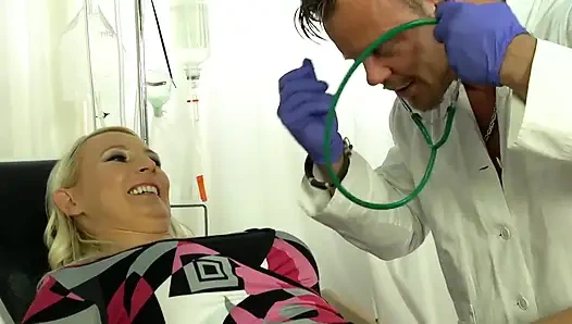 Meine Geile Nachbarin - Die Hinterhältige Schlampe Von Nebenan Wird Roh Gefickt Und Gefüllt