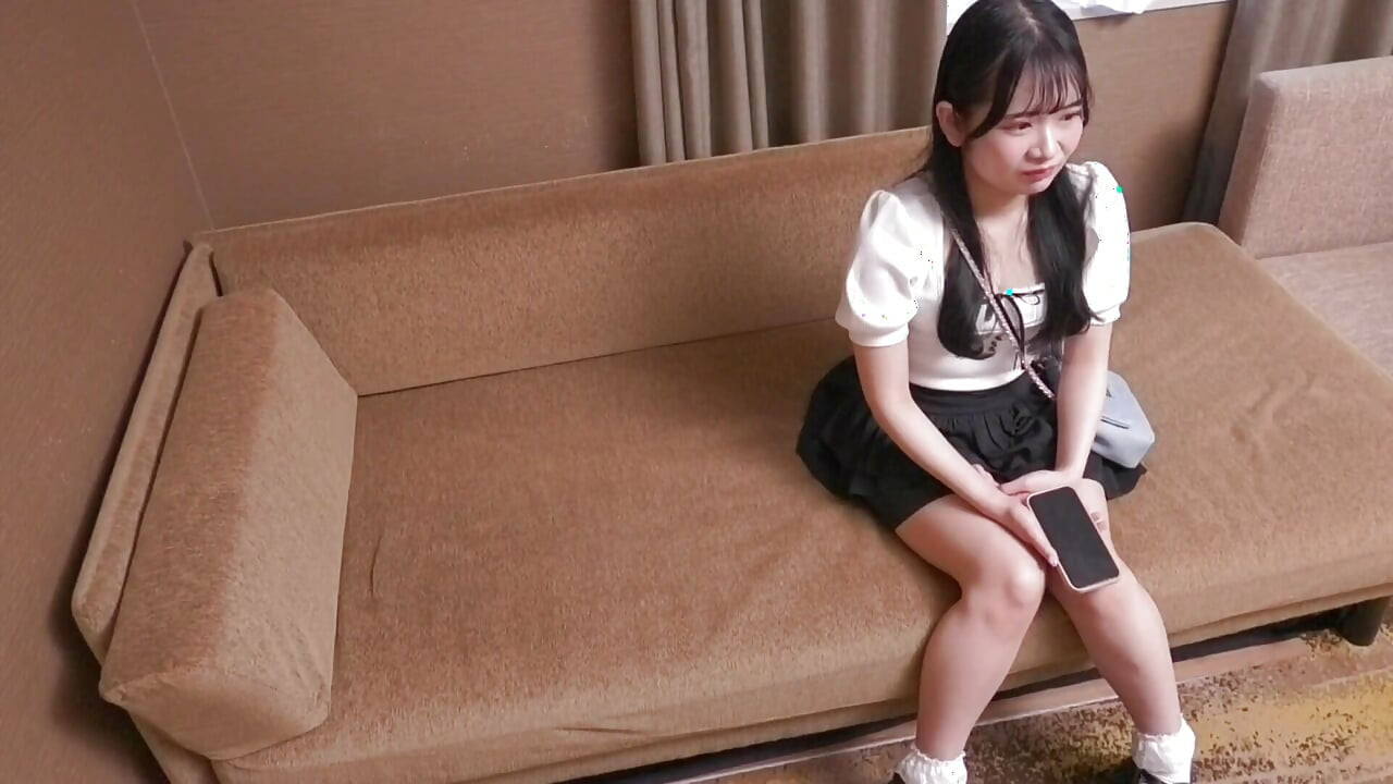 Part 1: Rika (22), a college student who earns easily for her scholarship repayment. Casual producer [Guaranteed to become a sex buddy → sucking on chin]