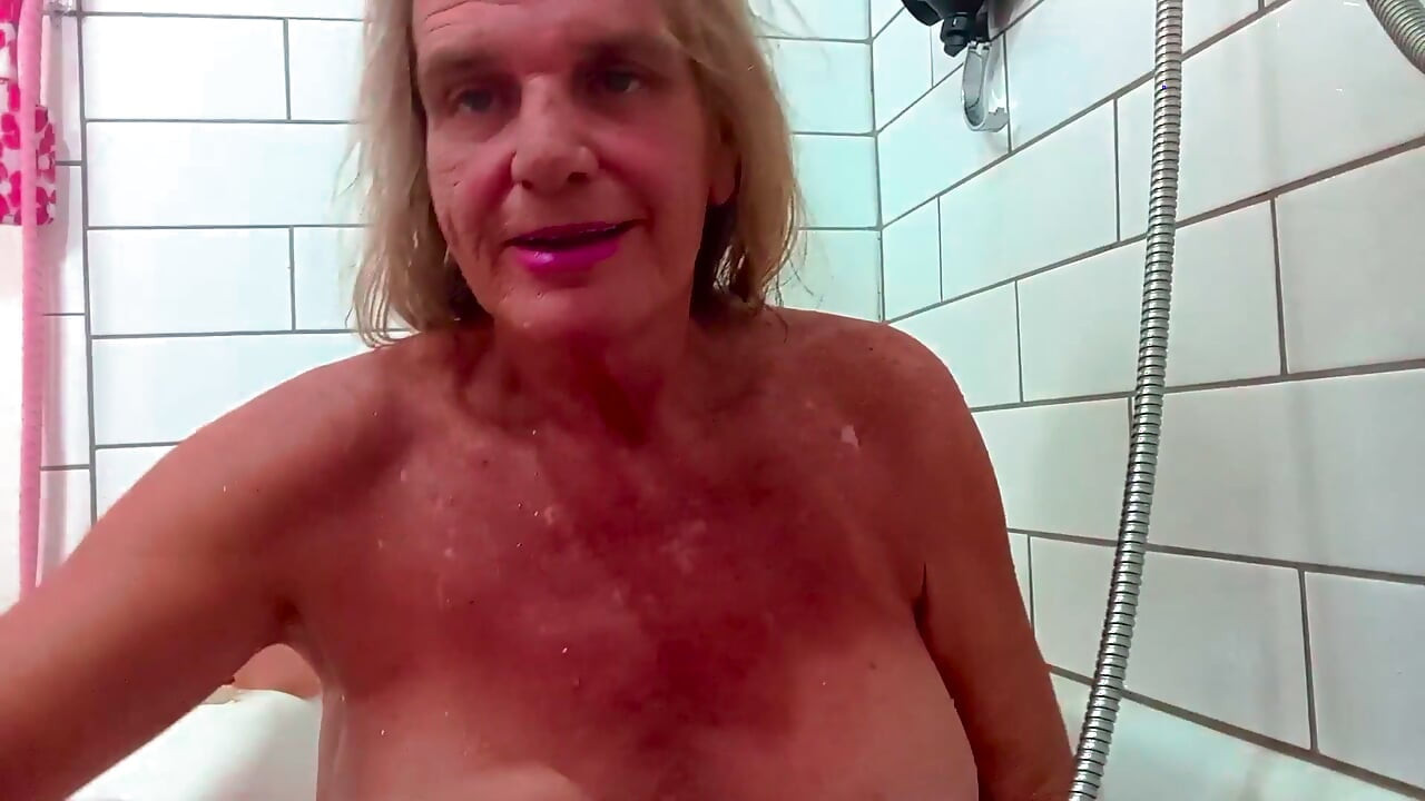 LizzyYum SD JULY 2026 bathing masturbation Dilation