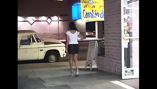 Cewek nakal ini dientot habis-habisan sama kont