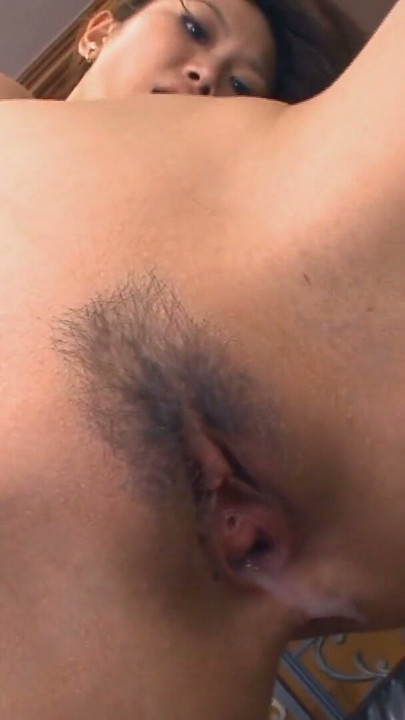 Gorgeous Japanese amateur girl indulges in her threesome fantasy | Clip 2