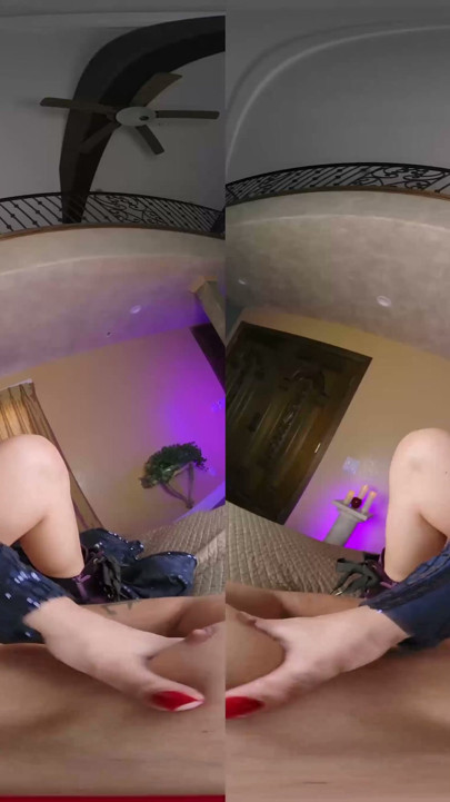 VRCosplayX Ti si rob Gal Ritchie kao ZLE KRALJICE iz Snežane i moraš da zadovoljiš njene najdublje želje | Klip 2