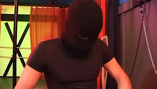 Blindfolded Brunette Stretched Wide in Sloppy Group Fingering Frenzy
