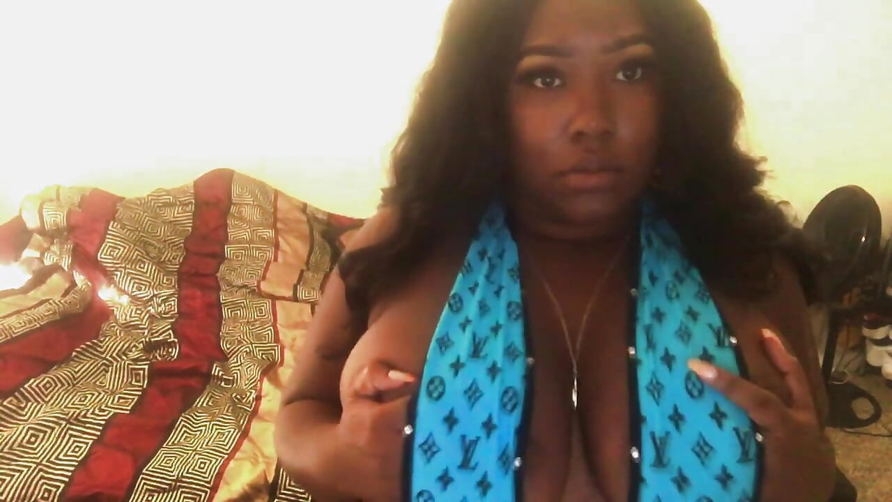 Sie hat mich so oft zum kommen gebracht, dass der hintern ihn süchtig machte