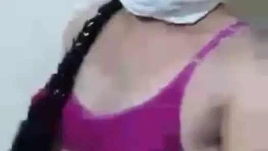 Hintli travesti