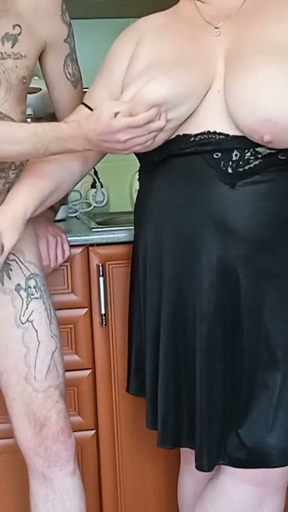 mother-in-law with big tits saw my erect penis and began to masturbate it until I cum | Clip 1