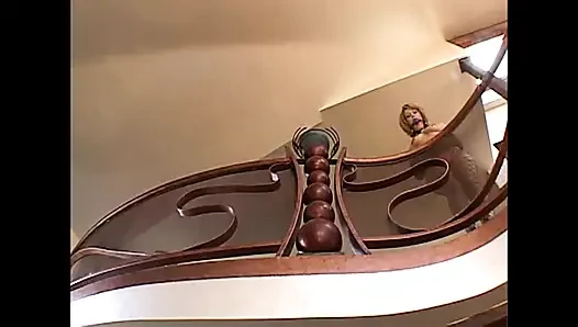 Sasha Knox начинили ее дырки