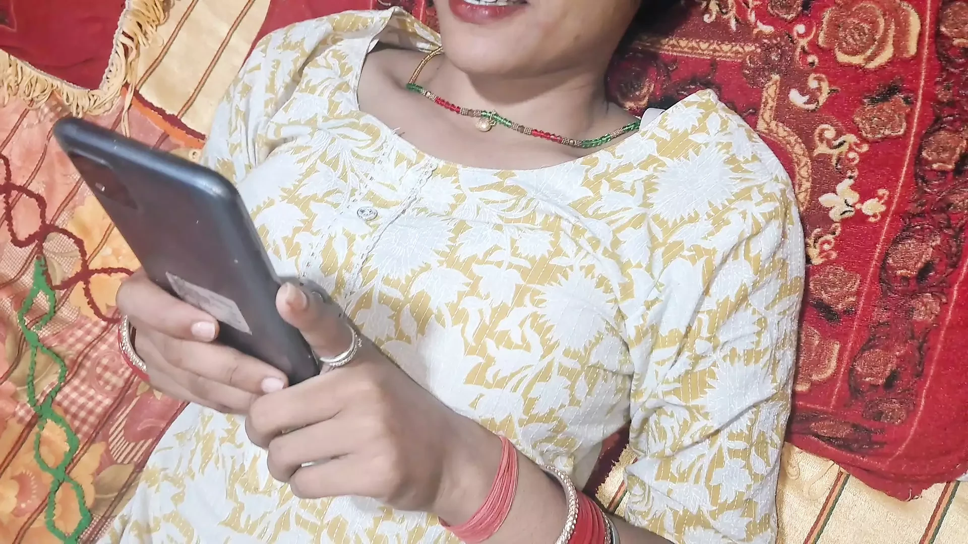 Indian Jiju Ne Sali Ko Fuslakar Lund Chusa Diya Aur Thuk Lagake Pel Diya