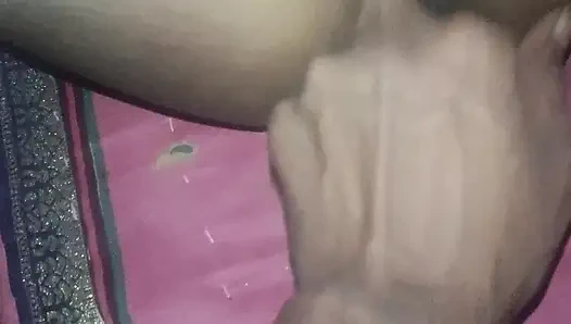 Hintli kız mastürbasyon yardımı