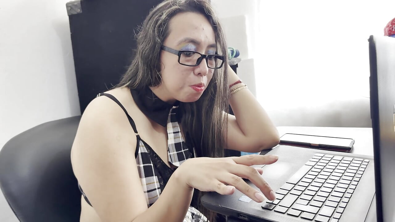 She had a big anal opening!! The day my teacher invited me to her house