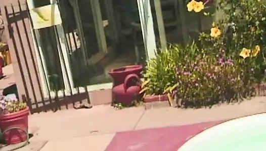 Heiße Pool-Beichten