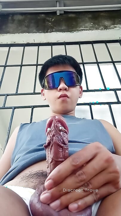 Twink Outdoor Masturbation