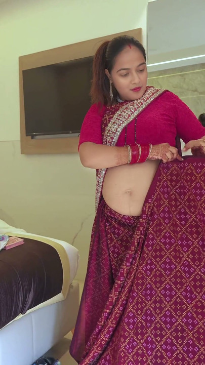 Karwachauth Sex with Hotel Boy- Desi Wife Cheated on Her Husband, She Fucked Hard After Seduced.