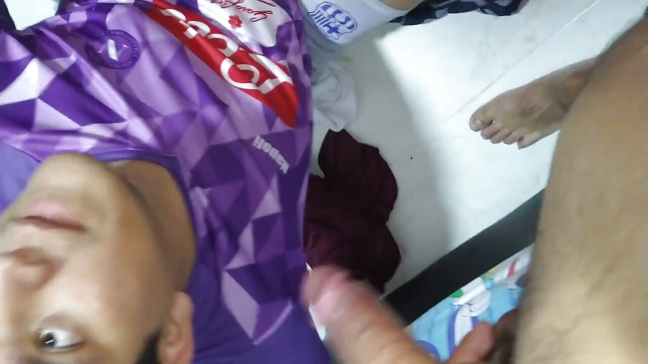 Bisexual cuckold threesome with cuckold hubby jerking off while I get fucked then he helps me to clean the cock