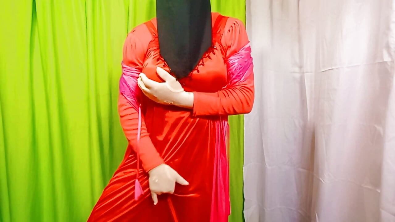 Wanita benggali cantik menternak air mani jus