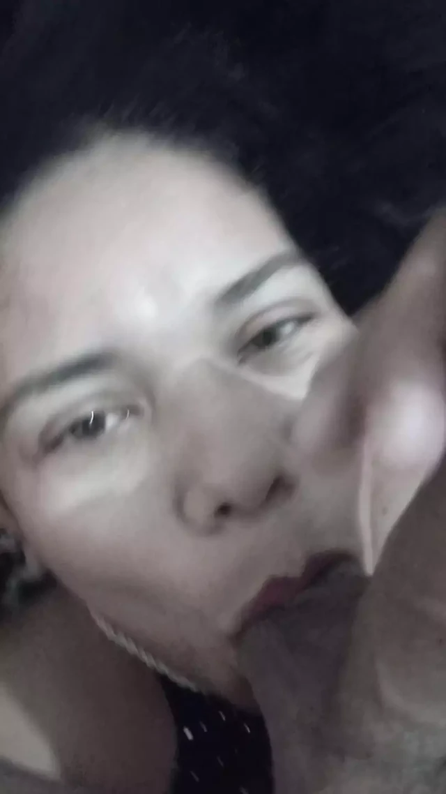 Delicious Blowjob Before Going to Sleep