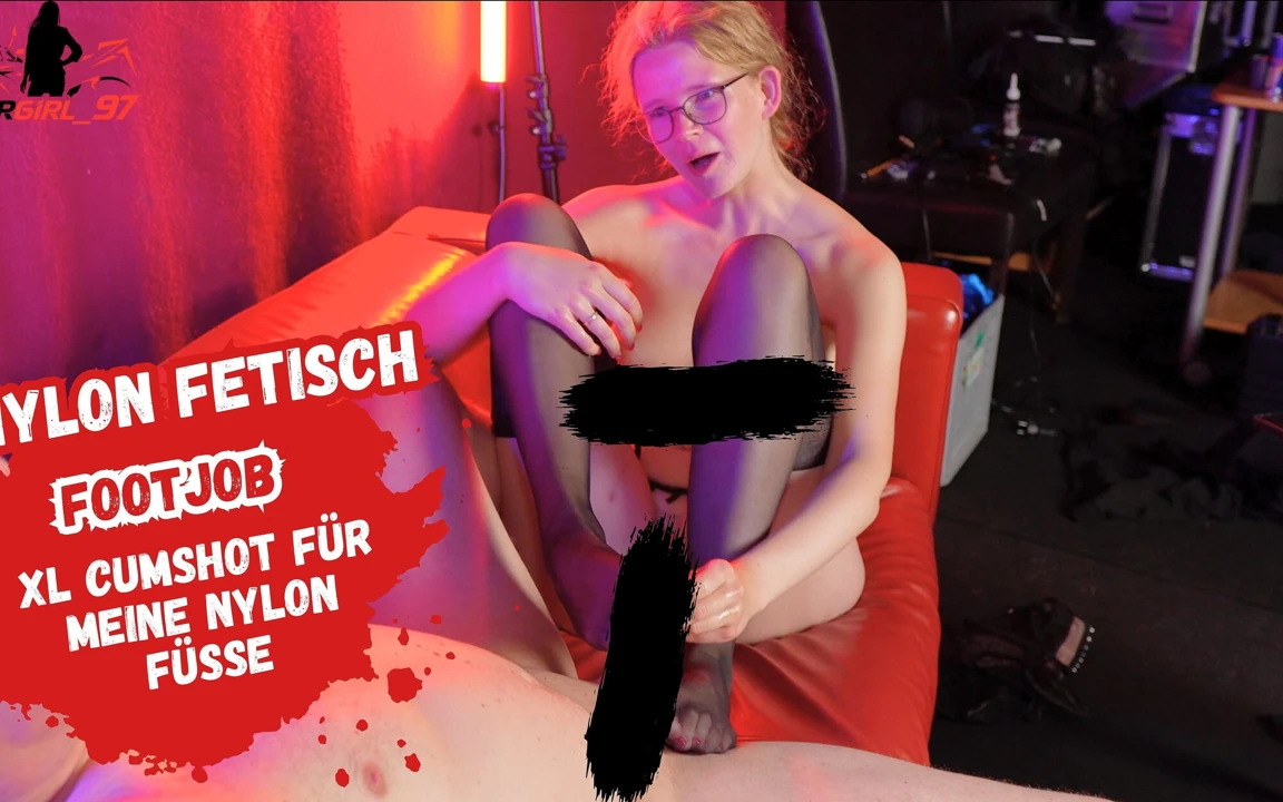 Nylon Footjob with Cumshot! He Jerks Them off!