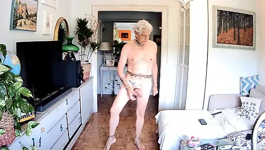 İspanyol Shemale Orospu Carla Meme Ucu Cezası Derlemesi