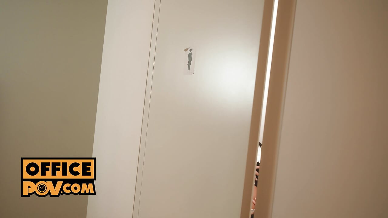 Ulga w biurze z Milanem Policzkiem i Mileną Ray