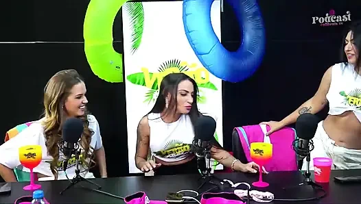 Pagode Da Ofensa - ep. Summer California: Agnes, Clara Wellen dan Monique Bertolini