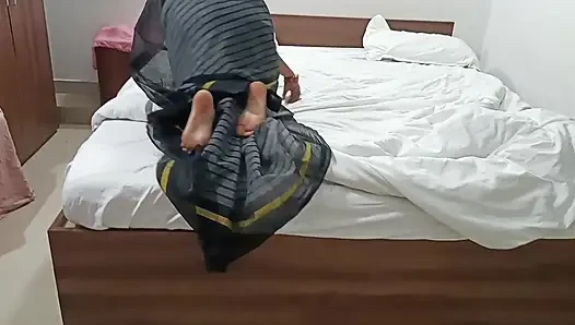 Kya Mal Hai (Kaam wali bai)