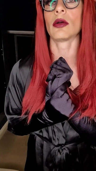 Dressed up in Lingerie and as a Red Head, Mistress Jessica Tantalises and Teases Away with Her Big 10 Dildo