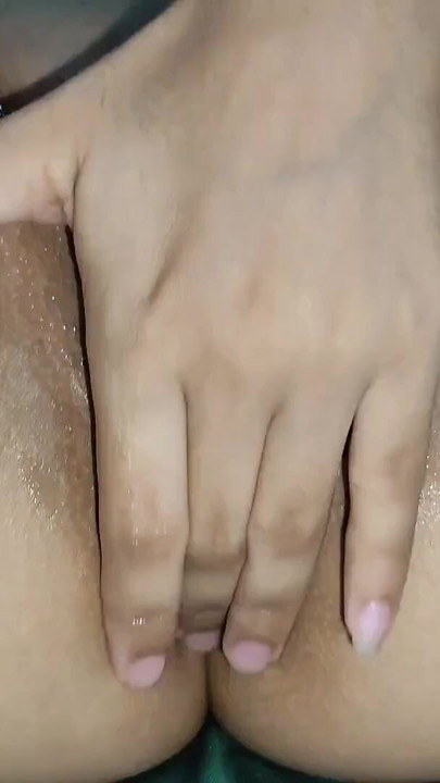Making Him play a delicious Siririca for me until I cum on his fingers | Clip 1