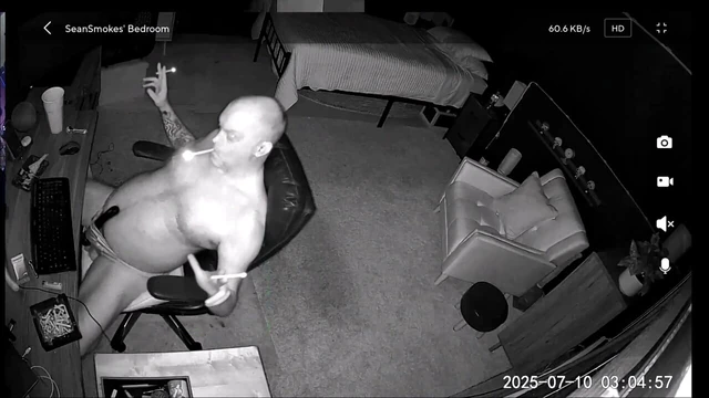 SeanSmokes' Bedroom Cam