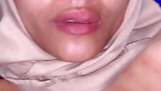 Fucking in the Pussy of Her Boyfriend Hijab