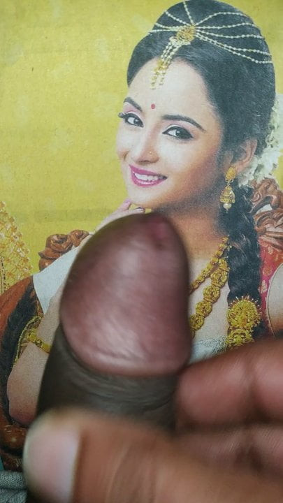 Madirakshi Mundle Cum Blast