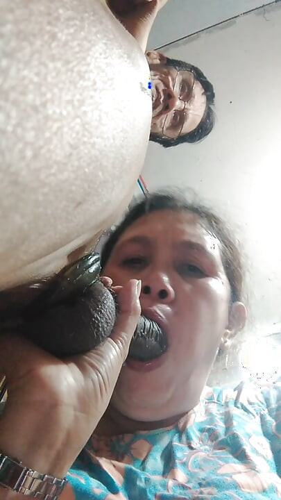 I recieved a good blow job to my wife assy this morning coz her day off